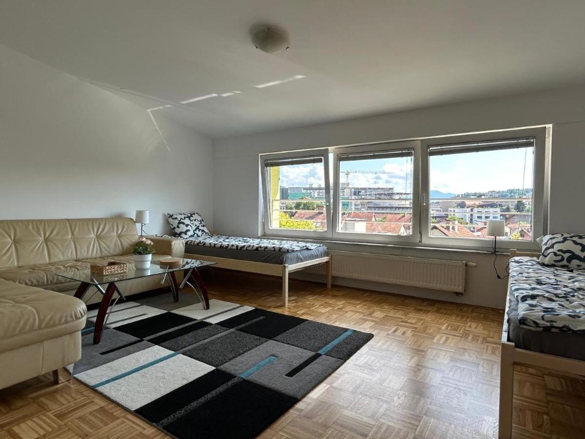 Apartma Lunca 3 ลูบลิยานา ภายนอก รูปภาพ